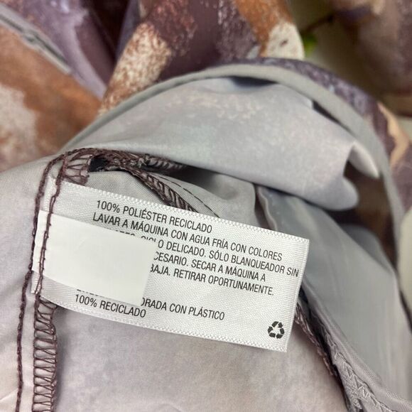 ALL IN MOTION jacket | packable camo windbreaker | small mens - Picture 12 of 12